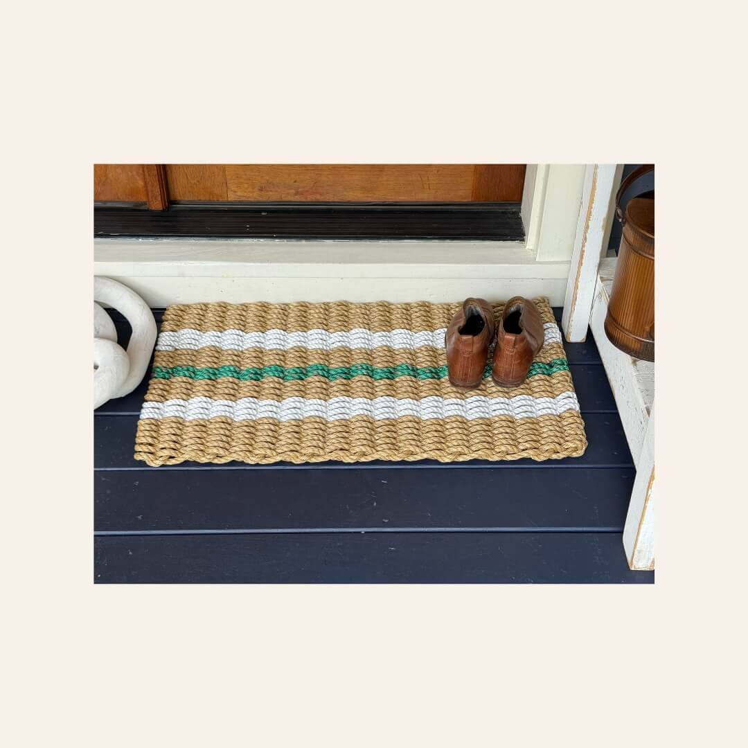Tan, White & Green Lobster Rope Doormat – Classic Coastal Outdoor Entry Mat