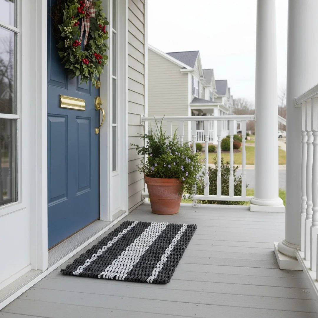 Captain's Rope Doormat - Black and Gray - Lollis Loops