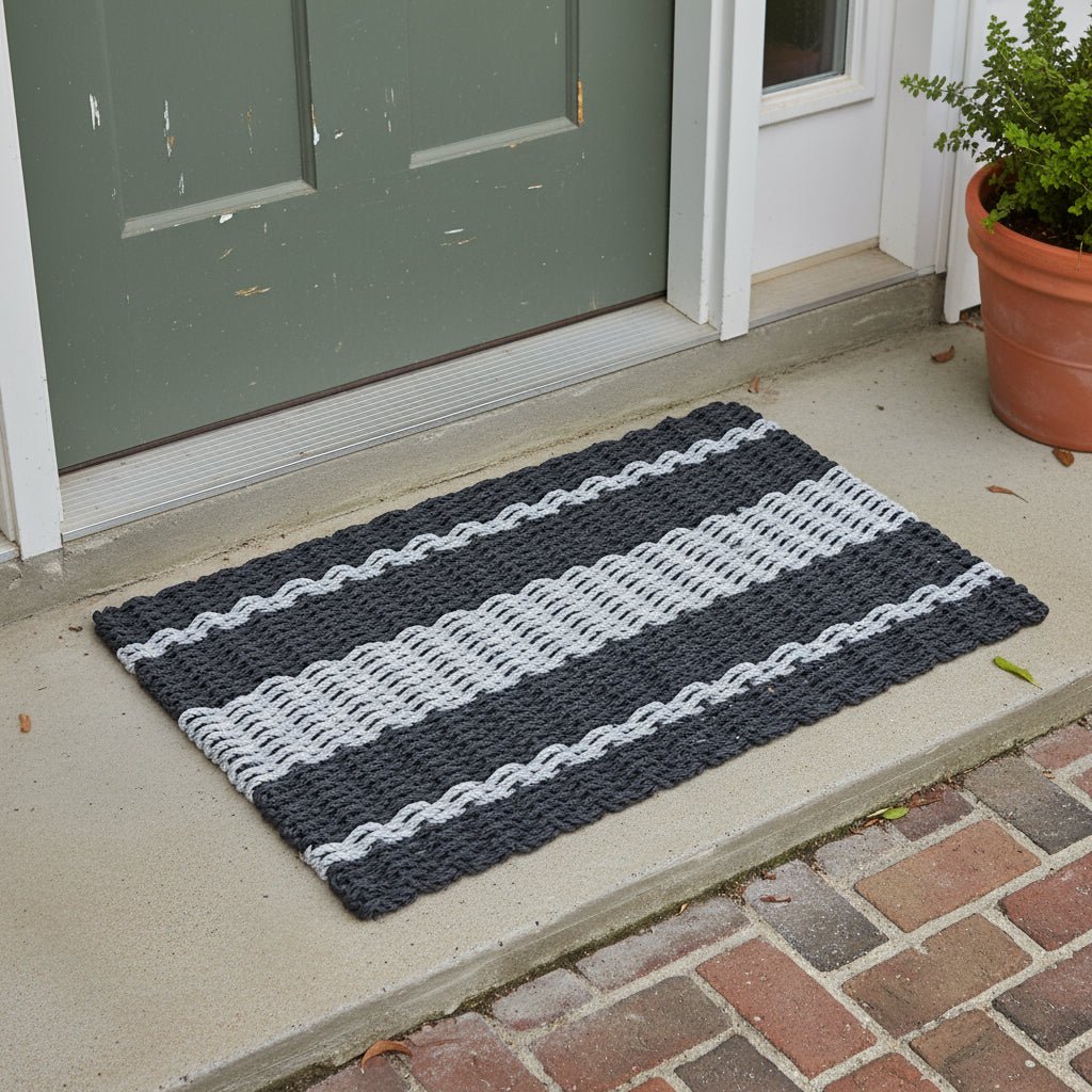 Captain's Rope Doormat - Black and Gray - Lollis Loops